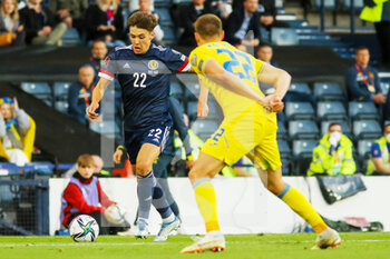2022-06-01 - Aaron Hickey of Scotland during the FIFA World Cup 2022, Qualifiers Play-off football match between Scotland and Ukraine on June 1, 2022 at Hampden Park in Glasgow, Scotland - FOOTBALL - WORLD CUP 2022 - QUALIFIERS - PLAY OFF - SCOTLAND V UKRAINE - FIFA WORLD CUP - SOCCER