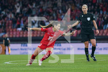2022-10-11 - i11.10.2022, Zurich, Letzigrund, FIFA World Cup Playoffs: Switzerland - Wales, #10 Ramona Bachmann (Switzerland) celebrated her goal  (1:1). - 2022 FIFA WOMEN'S WORLD CUP PLAYOFFS: SWITZERLAND - WALES - FIFA WORLD CUP - SOCCER