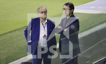 2022-11-19 - President of French Football Federation FFF Noel Le Graet, Team France press officer Raphael Raymond during Team France practice ahead of the FIFA World Cup 2022 on November 19, 2022 in Doha, Qatar - FOOTBALL - WORLD CUP 2022 - PREVIEWS - 19/11 - FIFA WORLD CUP - SOCCER