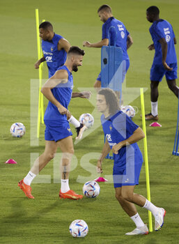 2022-11-19 - Olivier Giroud, Matteo Guendouzi of France during Team France practice ahead of the FIFA World Cup 2022 on November 19, 2022 in Doha, Qatar - FOOTBALL - WORLD CUP 2022 - PREVIEWS - 19/11 - FIFA WORLD CUP - SOCCER