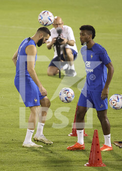 2022-11-19 - Karim Benzema, Kingsley Coman of France during Team France practice ahead of the FIFA World Cup 2022 on November 19, 2022 in Doha, Qatar - FOOTBALL - WORLD CUP 2022 - PREVIEWS - 19/11 - FIFA WORLD CUP - SOCCER