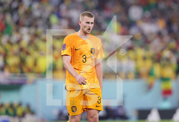 2022-11-21 - Matthijs de Ligt of Netherlands during the FIFA World Cup 2022, Group A football match between Senegal and Netherlands on November 21, 2022 at Al Thumama Stadium in Doha, Qatar - FOOTBALL - WORLD CUP 2022 - SENEGAL V NETHERLANDS - FIFA WORLD CUP - SOCCER