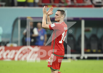21/11/2022 - Connor Roberts of Wales salutes the fans following the FIFA World Cup 2022, Group B football match between United States and Wales on November 21, 2022 at Ahmad Bin Ali Stadium in Ar-Rayyan, Qatar - FOOTBALL - WORLD CUP 2022 - UNITED STATES V WALES - FIFA MONDIALI - CALCIO