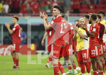 21/11/2022 - Kieffer Moore of Wales salutes the fans following the FIFA World Cup 2022, Group B football match between United States and Wales on November 21, 2022 at Ahmad Bin Ali Stadium in Ar-Rayyan, Qatar - FOOTBALL - WORLD CUP 2022 - UNITED STATES V WALES - FIFA MONDIALI - CALCIO