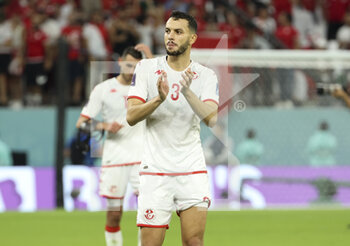 22/11/2022 - Montassar Talbi of Tunisia applauds the fans following the FIFA World Cup 2022, Group D football match between Denmark and Tunisia on November 22, 2022 at Education City Stadium in Doha, Qatar - FOOTBALL - WORLD CUP 2022 - DENMARK V TUNISIA - FIFA MONDIALI - CALCIO