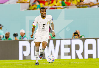 2022-11-24 - Salis Abdul Samed (21) of Ghana during the Fifa World Cup 2022, Group H football match between Portugal and Ghana on November 24, 2022 at Stadium 974 in Doha, Qatar - FOOTBALL - WORLD CUP 2022 - PORTUGAL V GHANA - FIFA WORLD CUP - SOCCER