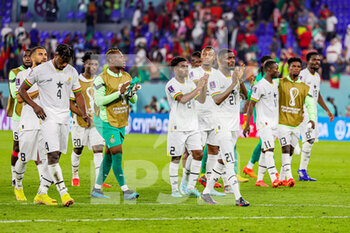 24/11/2022 - Ghana players look dejected at full time during the Fifa World Cup 2022, Group H football match between Portugal and Ghana on November 24, 2022 at Stadium 974 in Doha, Qatar - FOOTBALL - WORLD CUP 2022 - PORTUGAL V GHANA - FIFA MONDIALI - CALCIO