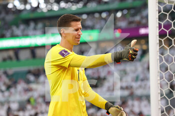 2022-11-26 - Wojciech Szczesny of Poland during the FIFA World Cup 2022, Group C football match between Poland and Saudi Arabia on November 26, 2022 at Education City Stadium in Doha, Qatar - FOOTBALL - WORLD CUP 2022 - POLAND V SAUDI ARABIA - FIFA WORLD CUP - SOCCER
