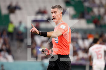 2022-11-30 - Referee Matthew Conger during the FIFA World Cup 2022, Group D football match between Tunisia and France on November 30, 2022 at Education City Stadium in Doha, Qatar - FOOTBALL - WORLD CUP 2022 - TUNISIA V FRANCE - FIFA WORLD CUP - SOCCER