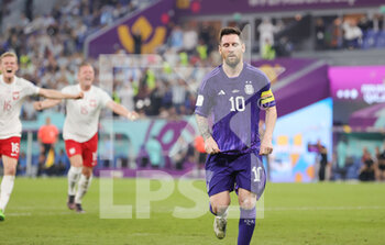 2022-11-30 - Lionel Messi of Argentina looks dejected after missed a penalty during the FIFA World Cup 2022, Group C football match between Poland and Argentina on November 30, 2022 at Stadium 974 in Doha, Qatar - FOOTBALL - WORLD CUP 2022 - POLAND V ARGENTINA - FIFA WORLD CUP - SOCCER