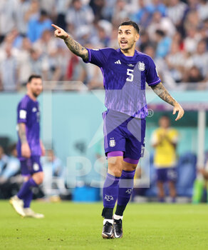 2022-11-30 - Leandro Paredes of Argentina during the FIFA World Cup 2022, Group C football match between Poland and Argentina on November 30, 2022 at Stadium 974 in Doha, Qatar - FOOTBALL - WORLD CUP 2022 - POLAND V ARGENTINA - FIFA WORLD CUP - SOCCER