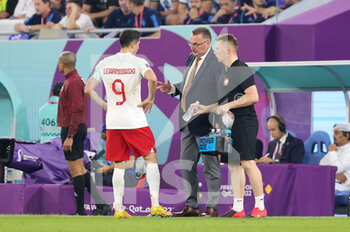 2022-11-30 - Head coach Czeslaw Michniewicz of Poland and Robert Lewandowski of Poland during the FIFA World Cup 2022, Group C football match between Poland and Argentina on November 30, 2022 at Stadium 974 in Doha, Qatar - FOOTBALL - WORLD CUP 2022 - POLAND V ARGENTINA - FIFA WORLD CUP - SOCCER