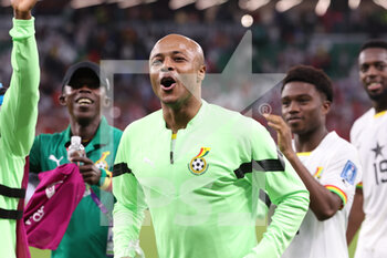 2022-11-28 - Andre Ayew of Ghana celebrates the victory following the FIFA World Cup 2022, Group H football match between South Korea Republic and Ghana on November 28, 2022 at Education City Stadium in Doha, Qatar - FOOTBALL - WORLD CUP 2022 - KOREA REPUBLIC V GHANA - FIFA WORLD CUP - SOCCER