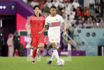 2022-12-02 - Matheus Nunes of Portugal during the FIFA World Cup 2022, Group H football match between Korea Republic and Portugal on December 2, 2022 at Education City Stadium in Doha, Qatar - FOOTBALL - WORLD CUP 2022 - KOREA REPUBLIC V PORTUGAL - FIFA WORLD CUP - SOCCER
