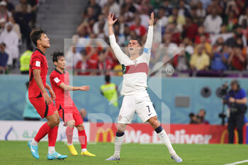 2022-12-02 - Cristiano Ronaldo of Portugal during the FIFA World Cup 2022, Group H football match between Korea Republic and Portugal on December 2, 2022 at Education City Stadium in Doha, Qatar - FOOTBALL - WORLD CUP 2022 - KOREA REPUBLIC V PORTUGAL - FIFA WORLD CUP - SOCCER