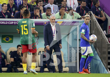 2022-12-02 - Coach of Brazil Tite, behind him Alex Sandro, Danilo Luiz, Neymar Jr of Brazil in the stands during the FIFA World Cup 2022, Group G football match between Cameroon and Brazil on December 2, 2022 at Lusail Stadium in Al Daayen, Qatar - FOOTBALL - WORLD CUP 2022 - CAMEROON V BRAZIL - FIFA WORLD CUP - SOCCER
