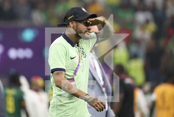 2022-12-02 - Neymar Jr of Brazil on the pitch following the FIFA World Cup 2022, Group G football match between Cameroon and Brazil on December 2, 2022 at Lusail Stadium in Al Daayen, Qatar - FOOTBALL - WORLD CUP 2022 - CAMEROON V BRAZIL - FIFA WORLD CUP - SOCCER