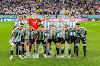 2022-12-04 - Team of Argentina during the FIFA World Cup 2022, Round of 16 football match between Argentina and Australia on December 3, 2022 at Ahmad Bin Ali Stadium in Al Rayyan, Qatar - FOOTBALL - WORLD CUP 2022 - 1/8 - ARGENTINA V AUSTRALIA - FIFA WORLD CUP - SOCCER