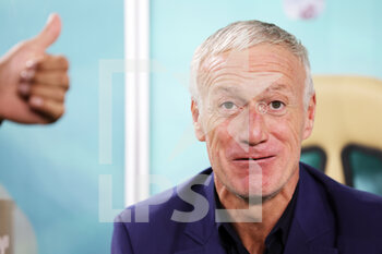 2022-12-04 - Head coach Didier Deschamps of France during the FIFA World Cup 2022, Round of 16 football match between France and Poland on December 4, 2022 at Al Thumama Stadium in Doha, Qatar - FOOTBALL - WORLD CUP 2022 - 1/8 - FRANCE V POLAND - FIFA WORLD CUP - SOCCER