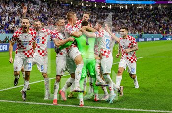 2022-12-05 - Croatia celebrates winning the match after penalties during the FIFA World Cup 2022, Round of 16 football match between Japan and Croatia on December 5, 2022 at Al-Janoub Stadium in Al-Wakrah, Qatar - FOOTBALL - WORLD CUP 2022 - 1/8 - JAPAN V CROATIA - FIFA WORLD CUP - SOCCER