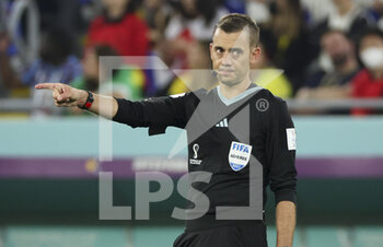2022-12-05 - Referee Clement Turpin of France during the FIFA World Cup 2022, Round of 16 football match between Brazil and Korea Republic on December 5, 2022 at Stadium 974 in Doha, Qatar - FOOTBALL - WORLD CUP 2022 - 1/8 - BRAZIL V KOREA REPUBLIC - FIFA WORLD CUP - SOCCER
