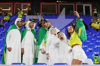 2022-12-05 - Ambiance fans during the FIFA World Cup 2022, Round of 16 football match between Brazil and Korea Republic on December 5, 2022 at Stadium 974 in Doha, Qatar - FOOTBALL - WORLD CUP 2022 - 1/8 - BRAZIL V KOREA REPUBLIC - FIFA WORLD CUP - SOCCER
