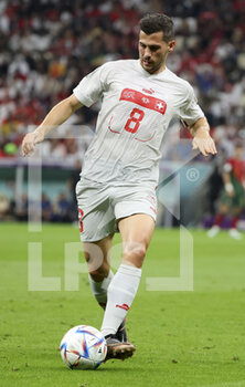 2022-12-06 - Remo Freuler of Switzerland during the FIFA World Cup 2022, Round of 16 football match between Portugal and Switzerland on December 6, 2022 at Lusail Stadium in Al Daayen, Qatar - FOOTBALL - WORLD CUP 2022 - 1/8 - PORTUGAL V SWITZERLAND - FIFA WORLD CUP - SOCCER