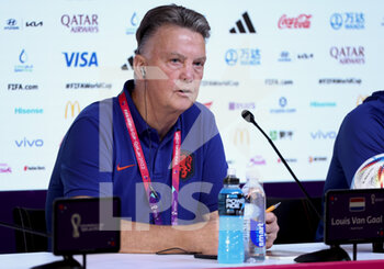 08/12/2022 - Coach of Netherlands Louis Van Gaal answers to the media during a press conference at the Qatar National Convention Center QNCC during the FIFA World Cup 2022 on December 8, 2022 in Doha, Qatar - FOOTBALL - WORLD CUP 2022 - MISCS - FIFA MONDIALI - CALCIO