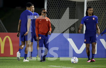 2022-12-08 - Assistant-coach of Netherlands Edgar Davis during Netherlands training session at the Qatar University training center during the FIFA World Cup 2022 on December 8, 2022 in Doha, Qatar - FOOTBALL - WORLD CUP 2022 - MISCS - FIFA WORLD CUP - SOCCER