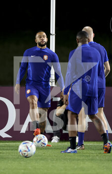2022-12-08 - Memphis Depay of Netherlands during Netherlands training session at the Qatar University training center during the FIFA World Cup 2022 on December 8, 2022 in Doha, Qatar - FOOTBALL - WORLD CUP 2022 - MISCS - FIFA WORLD CUP - SOCCER