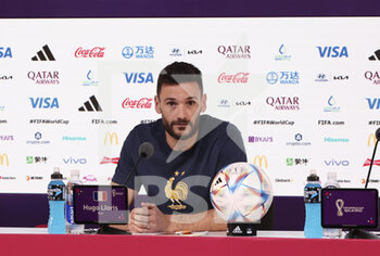 2022-12-09 - France goalkeeper Hugo Lloris answers to the media during a press conference at the Qatar National Convention Center QNCC during the FIFA World Cup 2022 on December 9, 2022 in Doha, Qatar - FOOTBALL - WORLD CUP 2022 - MISCS - FIFA WORLD CUP - SOCCER