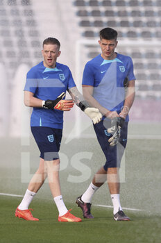 2022-12-09 - England goalkeepers Jordan Pickford, Nick Pope during England training session at Al Wakrah Sports Club during the FIFA World Cup 2022 on December 9, 2022 in Doha, Qatar - FOOTBALL - WORLD CUP 2022 - MISCS - FIFA WORLD CUP - SOCCER