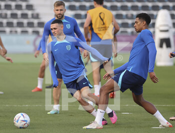 2022-12-09 - Phil Foden, Jude Bellingham of England during England training session at Al Wakrah Sports Club during the FIFA World Cup 2022 on December 9, 2022 in Doha, Qatar - FOOTBALL - WORLD CUP 2022 - MISCS - FIFA WORLD CUP - SOCCER
