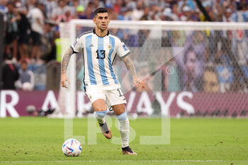 2022-12-09 - Cristian Romero of Argentina during the FIFA World Cup 2022, Quarter-final football match between Netherlands and Argentina on December 9, 2022 at Lusail Stadium in Al Daayen, Qatar - FOOTBALL - WORLD CUP 2022 - 1/4 - NETHERLANDS V ARGENTINA - FIFA WORLD CUP - SOCCER