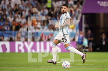2022-12-09 - Nicolas Otamendi of Argentina during the FIFA World Cup 2022, Quarter-final football match between Netherlands and Argentina on December 9, 2022 at Lusail Stadium in Al Daayen, Qatar - FOOTBALL - WORLD CUP 2022 - 1/4 - NETHERLANDS V ARGENTINA - FIFA WORLD CUP - SOCCER