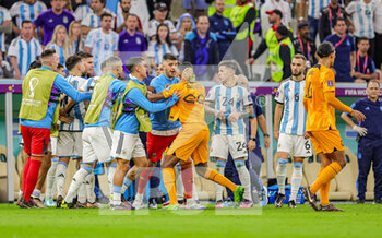 2022-12-10 - A scuffle breaks out at the end of normal time during the FIFA World Cup 2022, Quarter-final football match between Netherlands and Argentina on December 9, 2022 at Lusail Stadium in Al Daayen, Qatar - FOOTBALL - WORLD CUP 2022 - 1/4 - NETHERLANDS V ARGENTINA - FIFA WORLD CUP - SOCCER