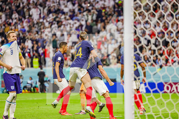 2022-12-10 - Harry Kane (9) of England misses a penalty during the FIFA World Cup 2022, Quarter-final football match between England and France on December 10, 2022 at Al Bayt Stadium in Al Khor, Qatar - FOOTBALL - WORLD CUP 2022 - 1/4 - ENGLAND V FRANCE - FIFA WORLD CUP - SOCCER