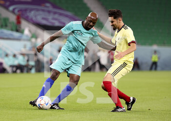 2022-12-12 - Claude Makelele of France during a football match gathering FIFA legends and workers who built the stadiums to benefit the charity 'Football unites the World' at Al Thumama Stadium during the FIFA World Cup 2022 on December 12, 2022 in Doha, Qatar - FOOTBALL - WORLD CUP 2022 - MISCS - FIFA WORLD CUP - SOCCER