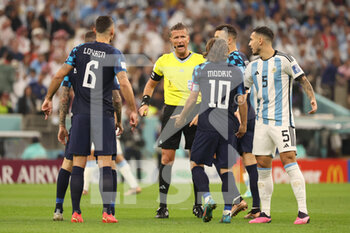 2022-12-13 - talian referee Daniele Orsato during the FIFA World Cup 2022, Semi-final football match between Argentina and Croatia on December 13, 2022 at Lusail Stadium in Al Daayen, Qatar - FOOTBALL - WORLD CUP 2022 - 1/2 - ARGENTINA V CROATIA - FIFA WORLD CUP - SOCCER