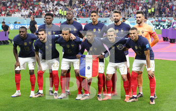 2022-12-14 - Team of France during the FIFA World Cup 2022, Semi-final football match between France and Morocco on December 14, 2022 at Al Bayt Stadium in Al Khor, Qatar - FOOTBALL - WORLD CUP 2022 - 1/2 - FRANCE V MOROCCO - FIFA WORLD CUP - SOCCER