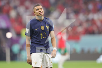 2022-12-14 - Kylian Mbappe of France during the FIFA World Cup 2022, Semi-final football match between France and Morocco on December 14, 2022 at Al Bayt Stadium in Al Khor, Qatar - FOOTBALL - WORLD CUP 2022 - 1/2 - FRANCE V MOROCCO - FIFA WORLD CUP - SOCCER