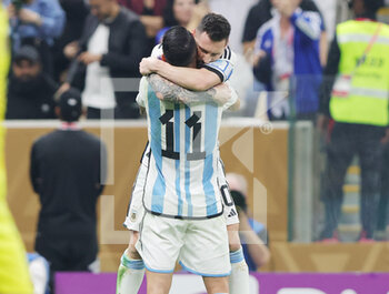 2022-12-18 - Lionel Messi of Argentina celebrates his goal 1-0 with Angel Di Maria during the FIFA World Cup 2022, Final football match between Argentina and France on December 18, 2022 at Lusail Stadium in Al Daayen, Qatar - FOOTBALL - WORLD CUP 2022 - FINAL - ARGENTINA V FRANCE - FIFA WORLD CUP - SOCCER