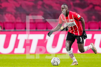 2022-01-23 - Jordan Teze of PSV Eindhoven during the Netherlands championship Eredivisie football match between PSV Eindhoven and Ajax on January 23, 2022 at Philips Stadion in Eindhoven, Netherlands - PSV EINDHOVEN VS AJAX - NETHERLANDS EREDIVISIE - SOCCER