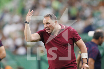 2022-08-27 - Coach Vitor Campelos of GD Chaves gestures during the Portuguese championship, Liga Bwin football match between Sporting CP and GD Chaves on August 27, 2022 at Jose Alvalade stadium in Lisbon, Portugal - FOOTBALL - PORTUGUESE CHAMP - SPORTING CP V CHAVES - PORTUGUESE PRIMEIRA LIGA - SOCCER