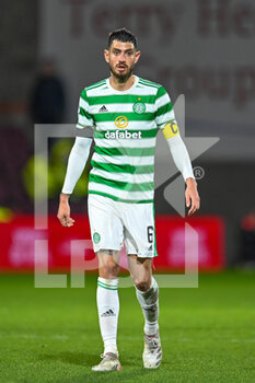2022-01-26 - Nir Bitton (6) of Celtic FC during the Scottish championship, Cinch SPFL Premiership football match between Heart of Midlothian and Celtic on January 26, 2022 at Tynecastle Park in Edinburgh, Scotland - HEART OF MIDLOTHIAN VS CELTIC - SCOTTISH PREMIERSHIP - SOCCER