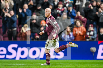 2022-01-26 - Liam Boyce (10) of Heart of Midlothian FC celebrates his goal 1-2 during the Scottish championship, Cinch SPFL Premiership football match between Heart of Midlothian and Celtic on January 26, 2022 at Tynecastle Park in Edinburgh, Scotland - HEART OF MIDLOTHIAN VS CELTIC - SCOTTISH PREMIERSHIP - SOCCER