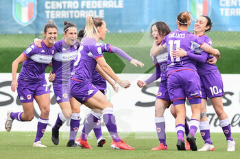 2022-01-16 - Fiorentina Femminile players celebrate after a goal - ACF FIORENTINA VS US SASSUOLO - ITALIAN SERIE A WOMEN - SOCCER