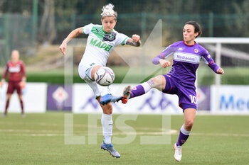 2022-01-16 - Lana Clelland (Sassuolo) and Michela Catena (Fiorentina Femminile) - ACF FIORENTINA VS US SASSUOLO - ITALIAN SERIE A WOMEN - SOCCER
