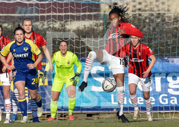 2022-01-15 - Lindsey Thomas (Milan) - HELLAS VERONA WOMEN VS AC MILAN - ITALIAN SERIE A WOMEN - SOCCER