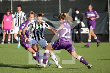 2022-01-22 - Andrea Stašková (Juventus Women) in action - JUVENTUS FC VS ACF FIORENTINA - ITALIAN SERIE A WOMEN - SOCCER